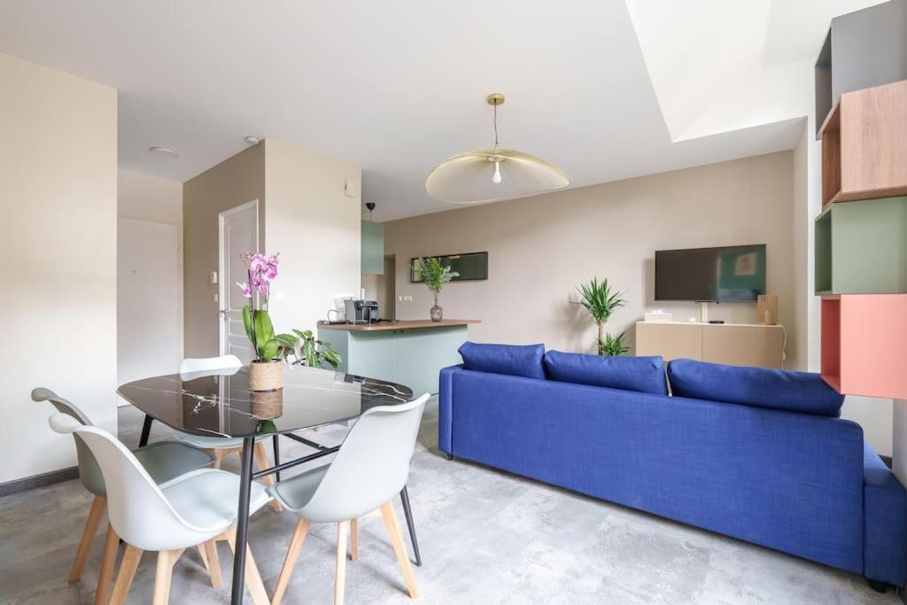 Appartement Lumineux Avec Cour Chaumont  Buitenkant foto