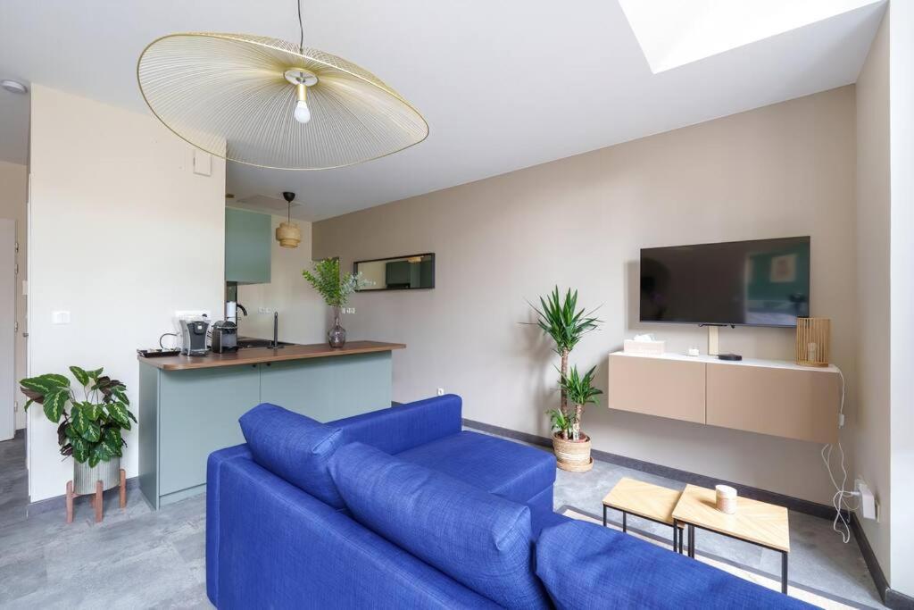 Appartement Lumineux Avec Cour Chaumont  Buitenkant foto