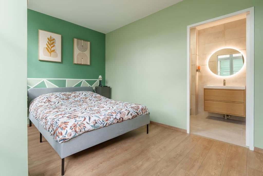 Appartement Lumineux Avec Cour Chaumont  Buitenkant foto